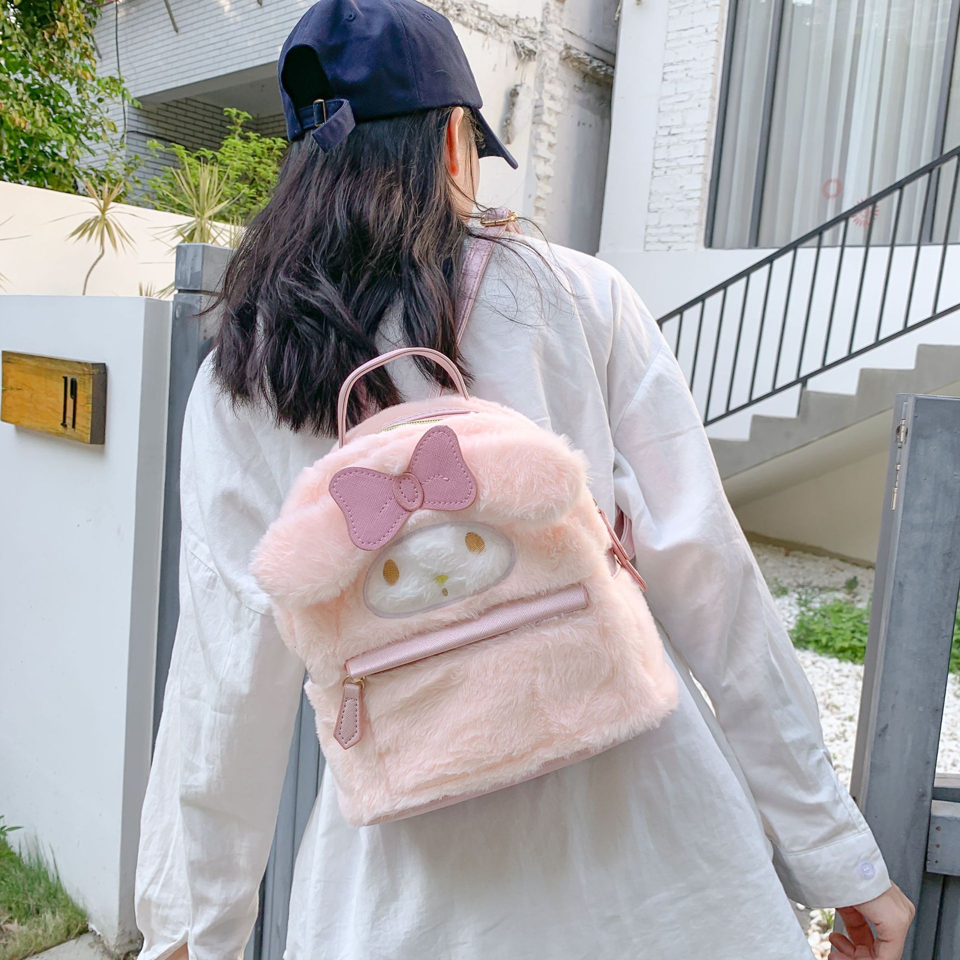 Japanese-style jk Lolita-style cute rabbit girl backpack, ugly and adorable dog furry little backpack with a girlish heart Application Scenario