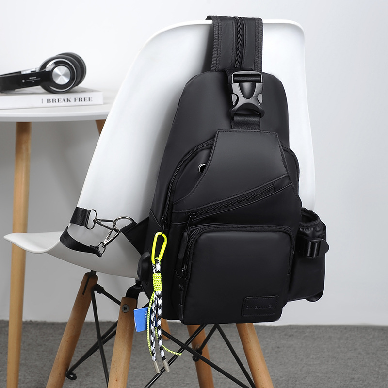 Wholesale new large-capacity men's chest bags, single-shoulder crossbody water cup bags, multi-functional waterproof outdoor small backpacks full figure