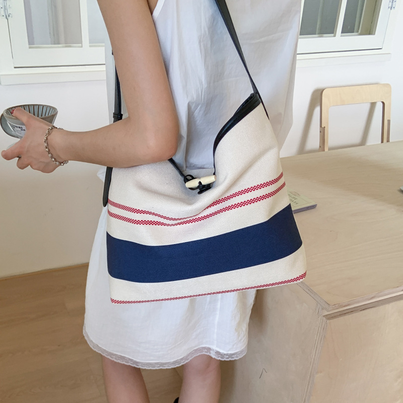 Korean version large-capacity women's 2025 new style fashionable canvas striped single-shoulder underarm bag casual commuting tote bag Specification drawing