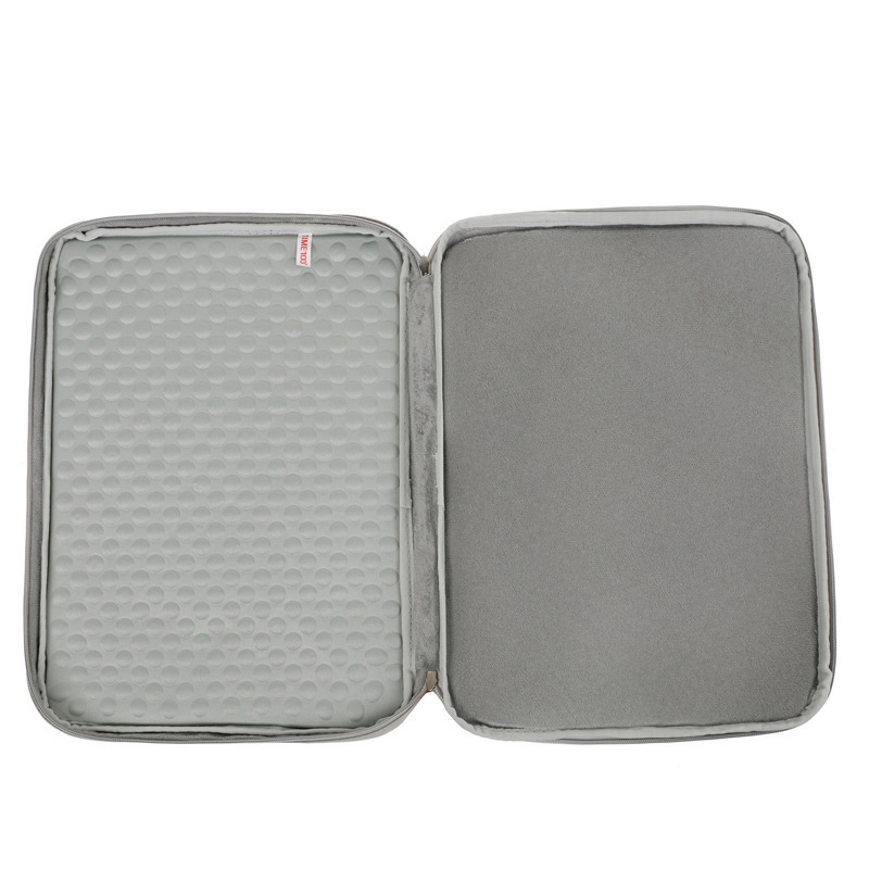 Ultra-thin portable laptop bag with air cushion, 15-inch hand-held handle, student office tablet, business trip computer bag Application Scenario
