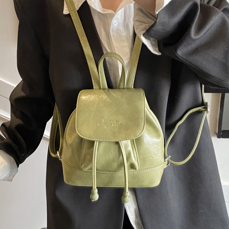 Simple, versatile and niche design women's backpack 2025 new trendy casual small backpack, fashionable travel small schoolbag details Picture