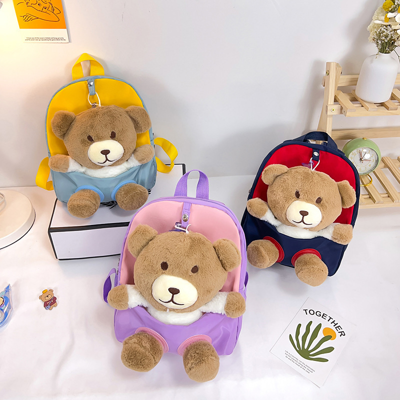 New plush toy children's backpacks, lightweight kindergarten school bags, creative and cute bear backpacks, one-piece consignment full figure