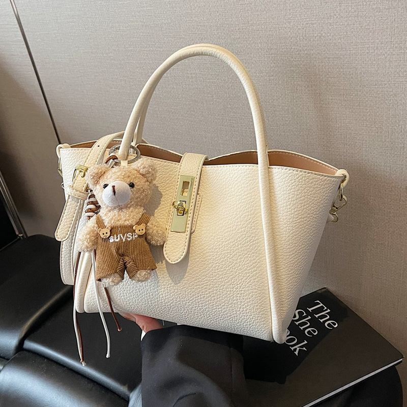 The retro hand-held small bag for women is a new trend in 2025. This is a fashionable and versatile single-shoulder crossbody bucket small bag that is popular this year details Picture