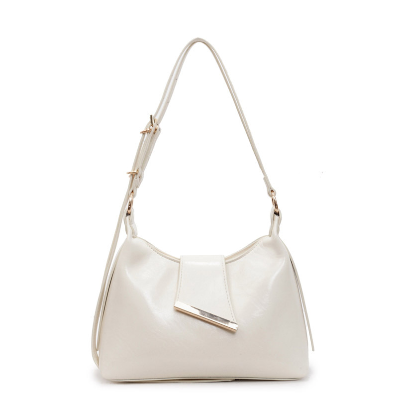 In the summer of 2025, new solid-color underarm bags for women are popular. These are simple and stylish underarm bags, handbags, and candy-colored single-shoulder bags Item Picture