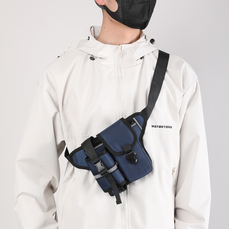 Men's high-end crossbody bag, men's high-end chest bag, men's high-end cycling bag, water cup, waist bag Application Scenario