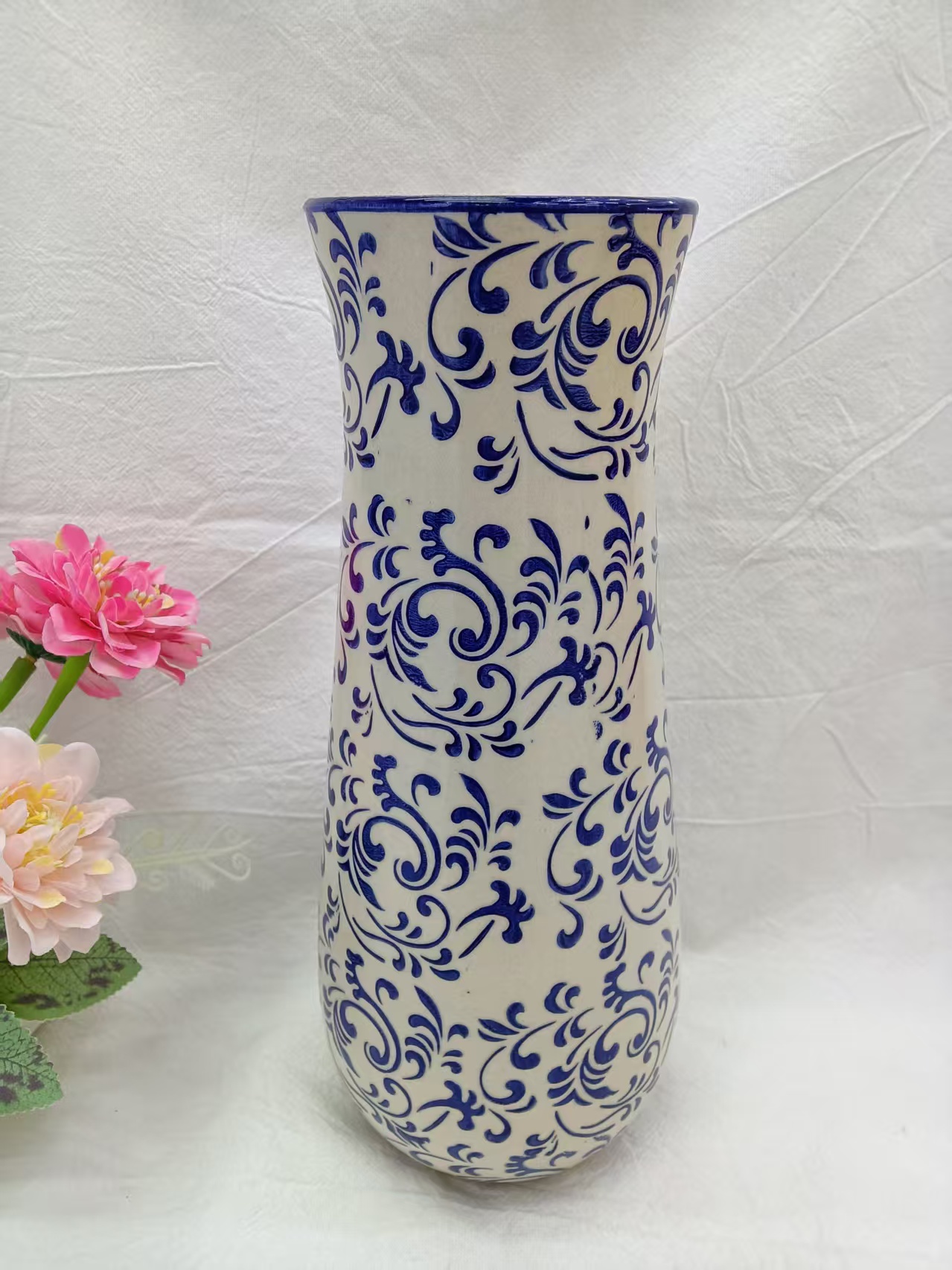 National trend home decoration art pieces, small and simple design, flower arrangement, vase, blue and white porcelain, exquisite ceramic vase decoration pic 1