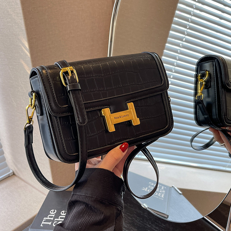 High-end quality small bag for women, 2025 new style fashionable and exquisite chain single-shoulder bag, elegant and versatile commuting crossbody bag Specification drawing