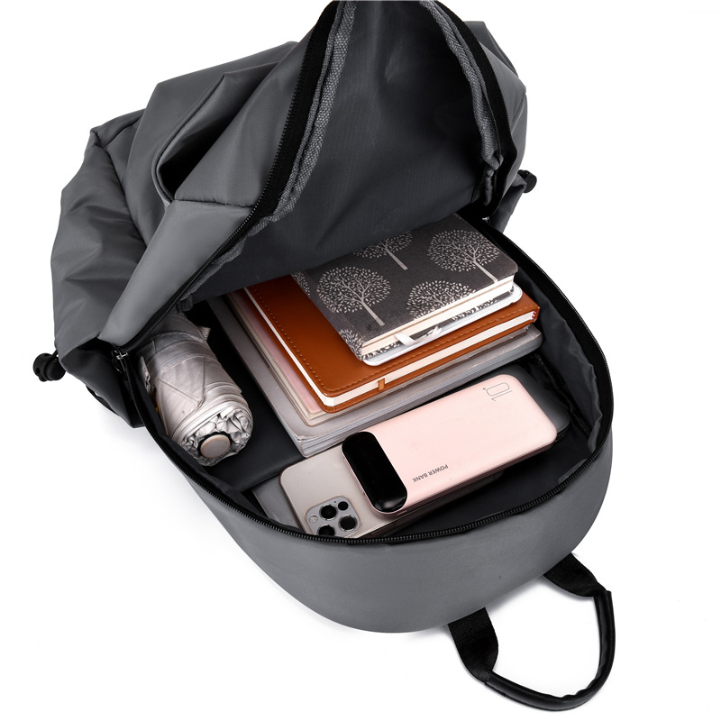New cross-border backpacks, men's large-capacity new casual travel bags, business computer backpacks, men's student schoolbags Application Scenario