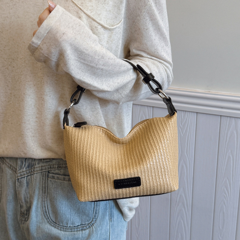 Summer niche underarm bag for women, 2025 new retro and fashionable handbag, versatile single-shoulder crossbody bucket bag Specification drawing