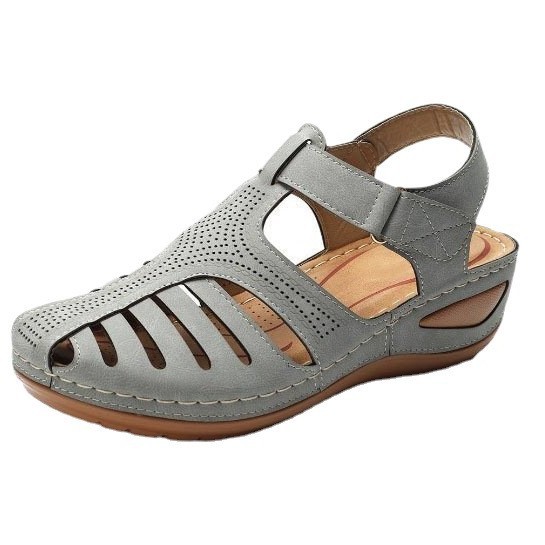 Baotou Roman Sandals Women's 2021 new export large-sized retro thick-soled wedge heel comfortable hollowed-out vacation beach shoes Item Picture