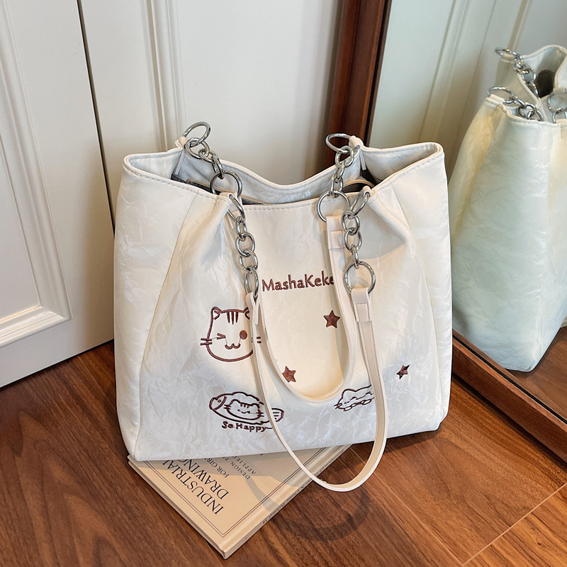 A lightweight, cute and stylish crossbody bag with large capacity for casual use. New Spring/Summer 2025 single-shoulder tote bag full figure