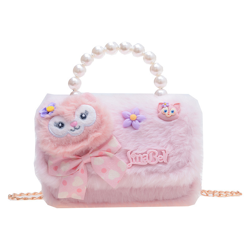 The 2023 new style of little girl bags are fashionable and stylish. The princess handbag is versatile. The children's crossbody bag is a cartoon plush bag Item Picture