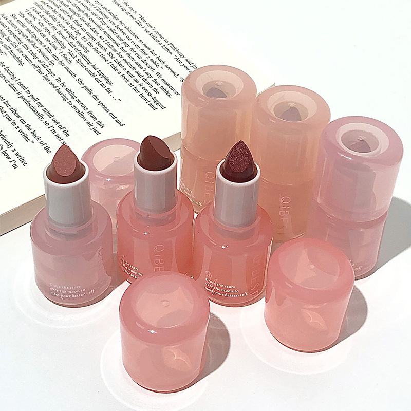 "Six colors of glass mousse lipstick, cross-border European and American personal care, waterproof, matte, frosted makeup lipstick, nude color, easy to apply. Item Picture