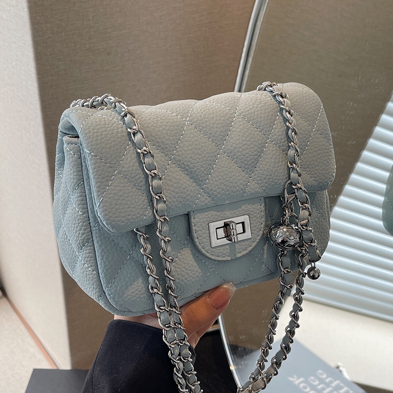 Diamond-shaped chain bag for women, 2025 new style, trendy and high-end fashion, versatile for spring and summer, single-shoulder crossbody bag, small square bag details Picture