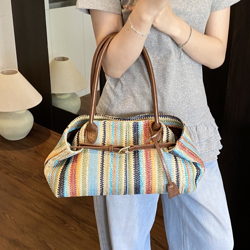 Beach vacation bag 2025 New style trendy and fashionable single-shoulder bag, large-capacity tote bag, hand-woven straw bag Application Scenario