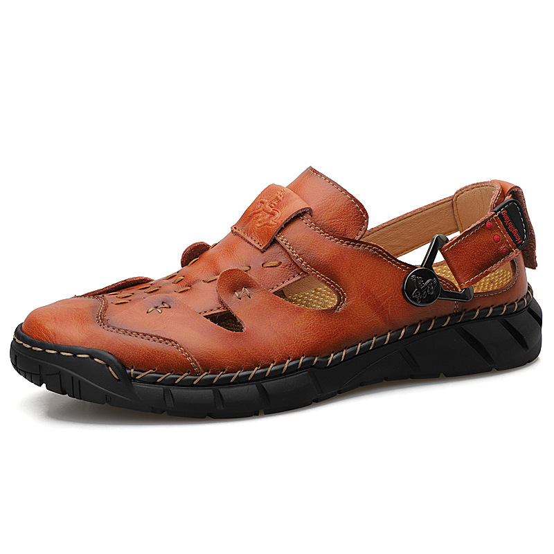 Cross-border genuine leather men's breathable large size 50 sandals, men's 49 massage sole, foreign trade cowhide beach shoes, casual men's slippers full figure