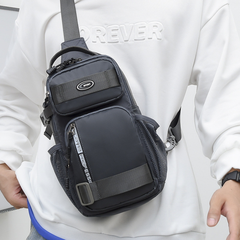 Men's casual chest bag, large-capacity backpack, Oxford fabric men's crossbody bag, single-shoulder bag, multi-functional water-resistant, cross-border Application Scenario