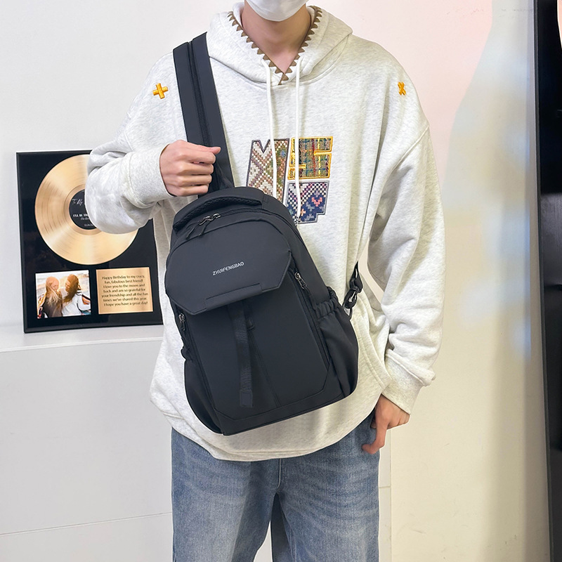 Cross-border multi-functional women's chest bag, backpack, trendy crossbody bag, large-capacity motorcycle bag, business and casual chest backpack Specification drawing