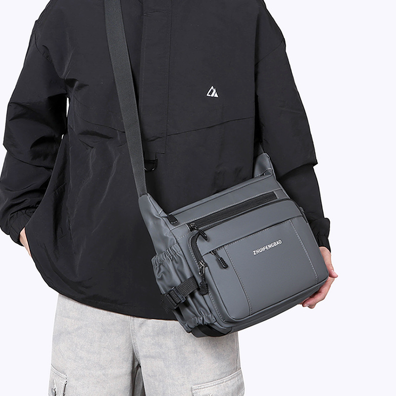2024 New stylish and versatile casual men's crossbody bag, large-capacity messenger bag, Japanese-style simple functional single-shoulder bag details Picture
