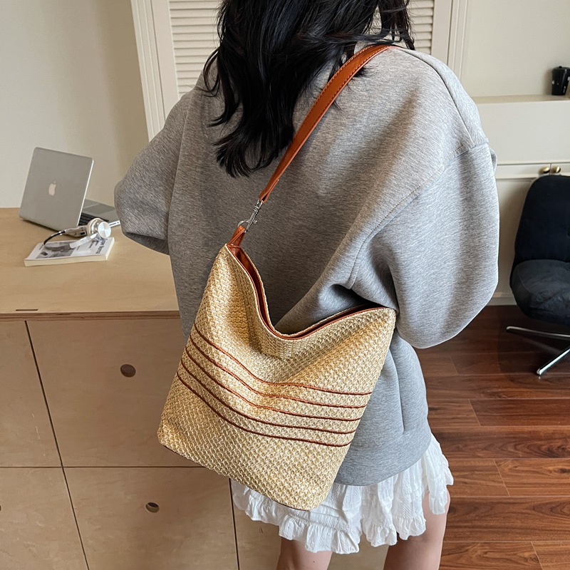 Bohemian hand-woven straw bag for women, large capacity 2025 new summer single-shoulder crossbody beach bag Specification drawing
