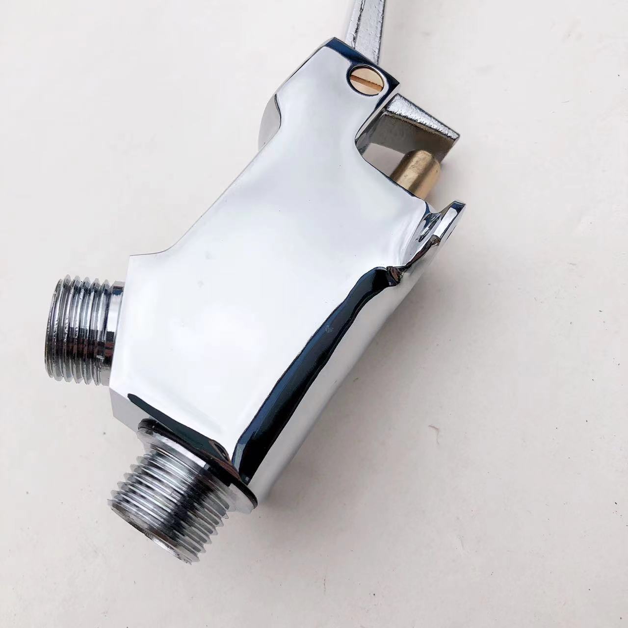 Copper foot pedal horizontal washbasin faucet, public health faucet, laboratory foot pedal faucet Specification drawing