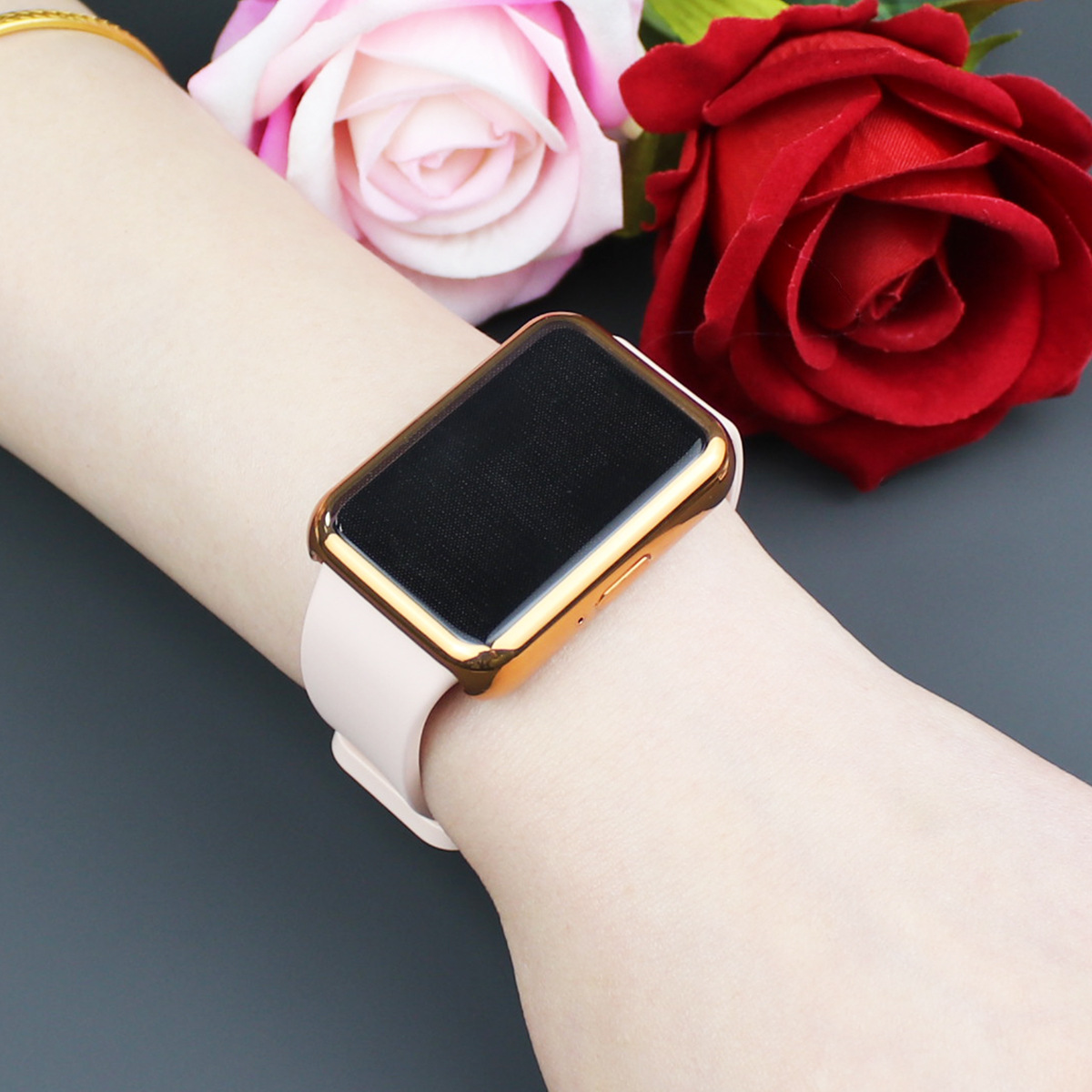 New type of TPU fully covered electroplated soft protective case for Samsung Band Galaxy Fit3 watch case Application Scenario