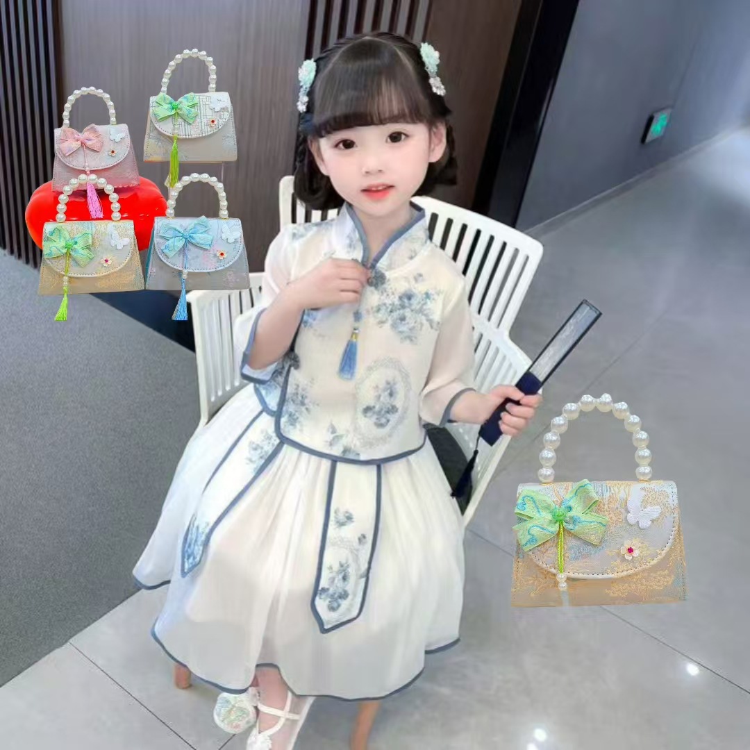 202 New Chinese-style bow children's bag, Little Chanel style fashionable pearl coin purse, Princess crossbody handbag details Picture