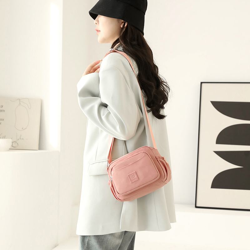Colorful Fox Ladies' portable phone Bag, Japanese style simple multi-layer single-shoulder bag, fashionable and trendy crossbody bag Specification drawing