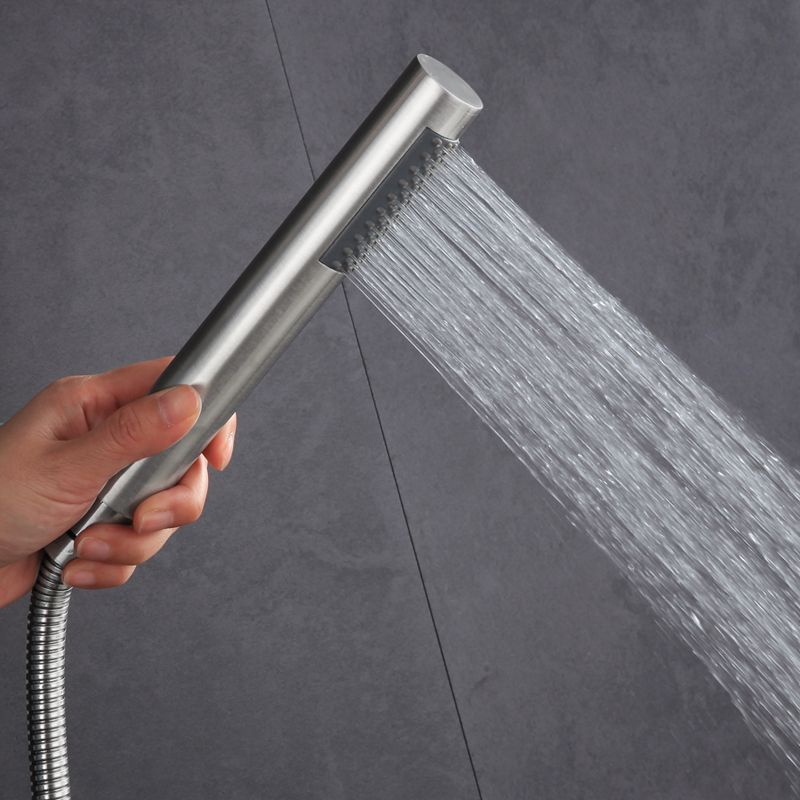 304 stainless steel cylindrical shower head, hand-held rain shower head, hand-spray showerhead, universal shower head full figure