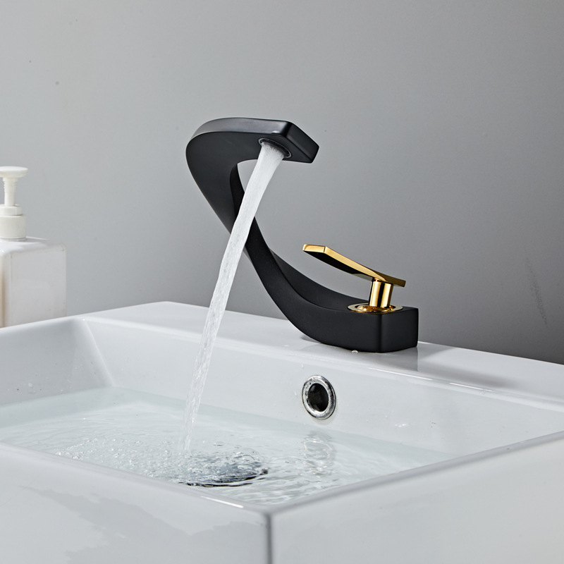 All-copper washbasin faucet, cold and hot water, bathroom washbasin, surface basin, countertop basin, washbasin, household faucet Application Scenario