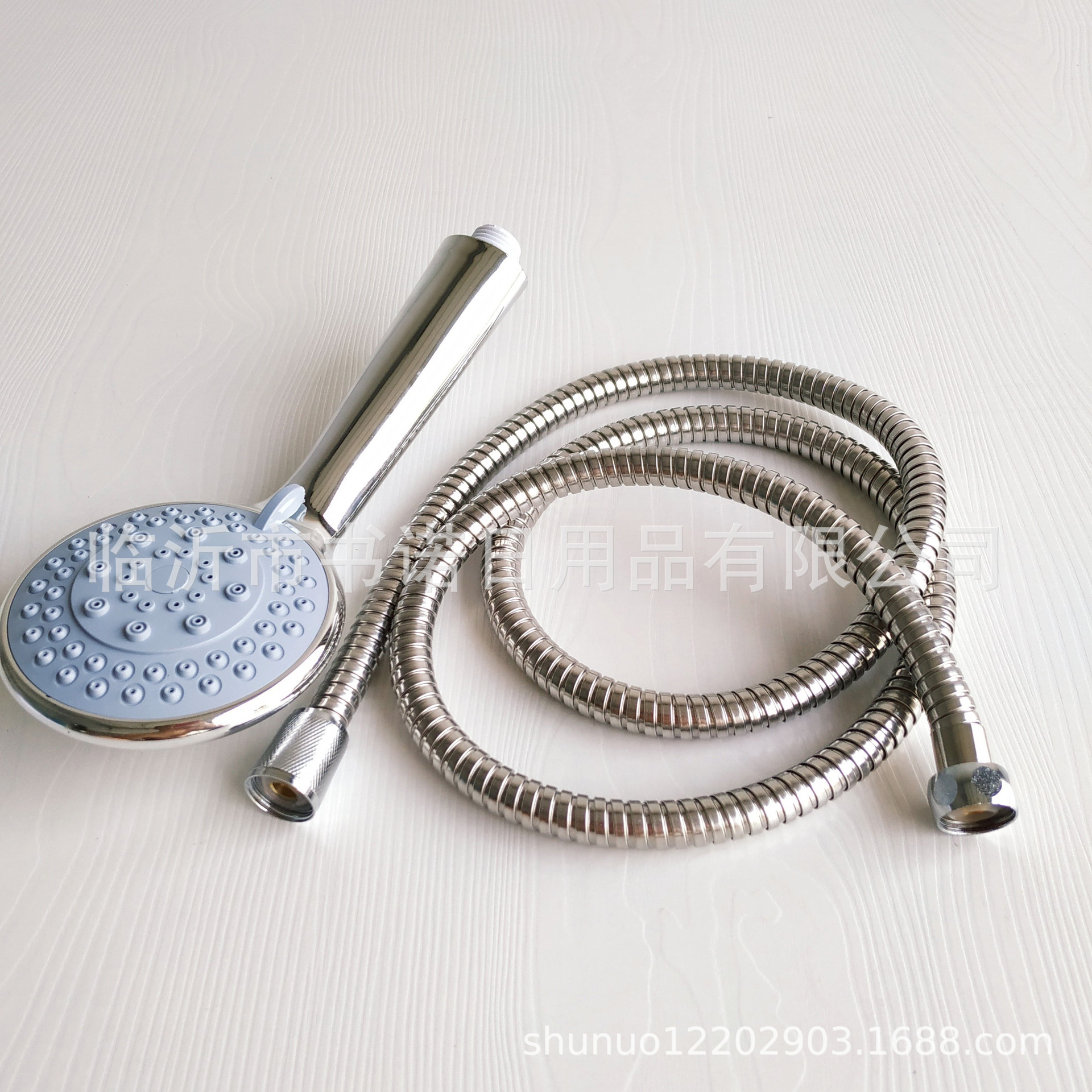 1.4-meter stainless steel shower hose, water heater, shower head set, 5-yuan store supply, shower head Specification drawing