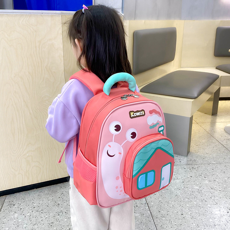 New cute cartoon kindergarten schoolbags for boys and girls aged 3-6, lightweight and lightweight children's schoolbags for export details Picture