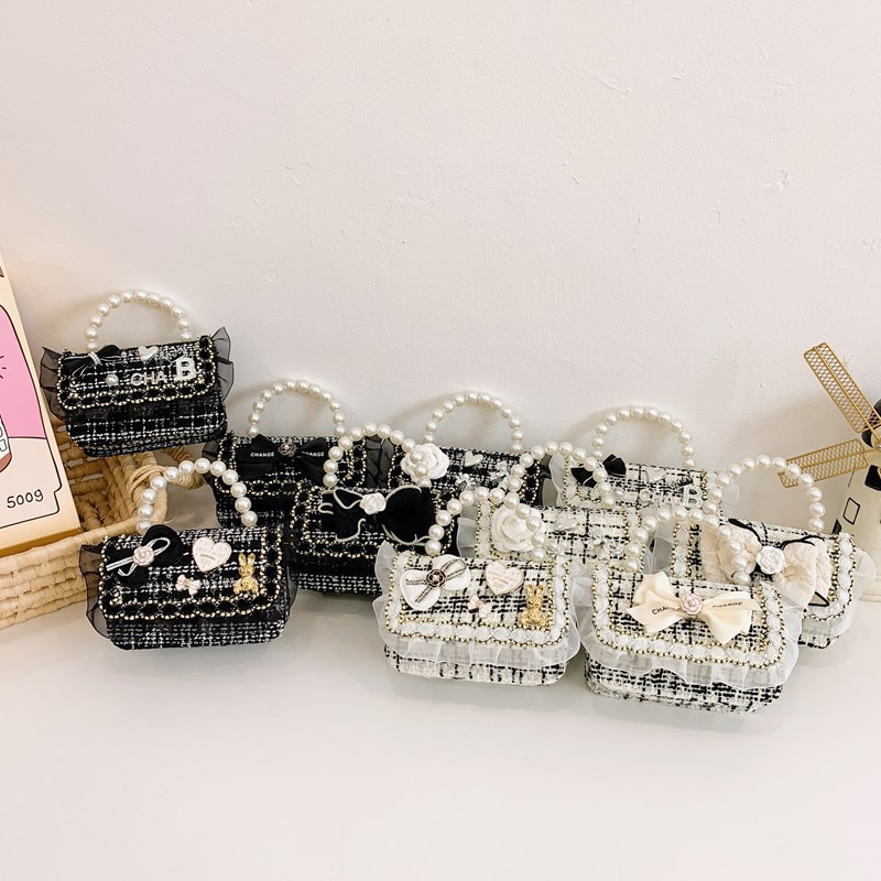 Mini Fashion Girls' Pearl Coin Purse 2025 New checkered Fashion Korean version Little Girls' handbag for children's clothing matching full figure