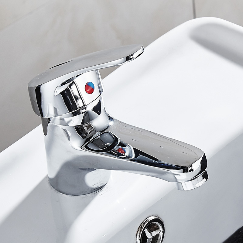 All-copper single-hole washbasin faucet, hot and cold bathroom, hot and cold washbasin, bathroom basin, washbasin, single cold faucet Application Scenario