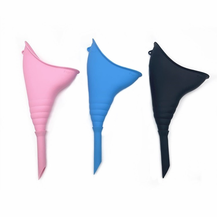 A new cross-border best-selling silicone women's standing urinal and outdoor portable foldable urinal set Application Scenario