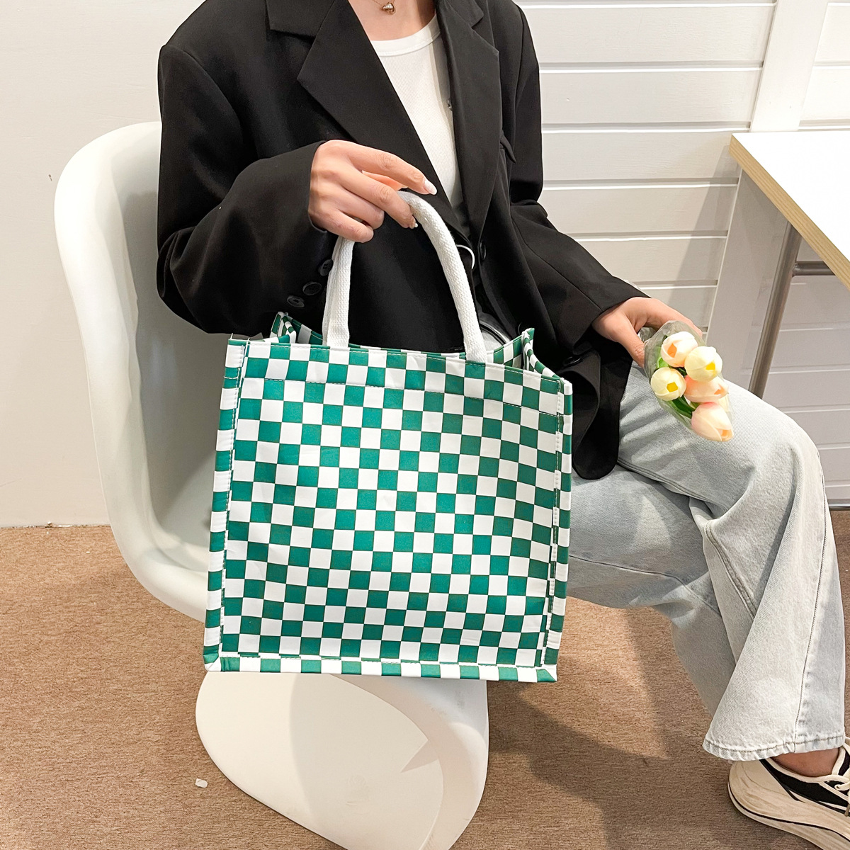 Large-capacity single-shoulder tote bag 2024 new style fashionable and textured trendy handbag for commuting and casual use, large checkered bag for women Specification drawing