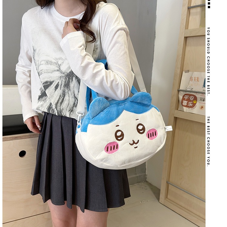 New best-selling simple hand-held small backpack, cartoon cute Kawaii plush crossbody bag, versatile plush single-shoulder bag Application Scenario
