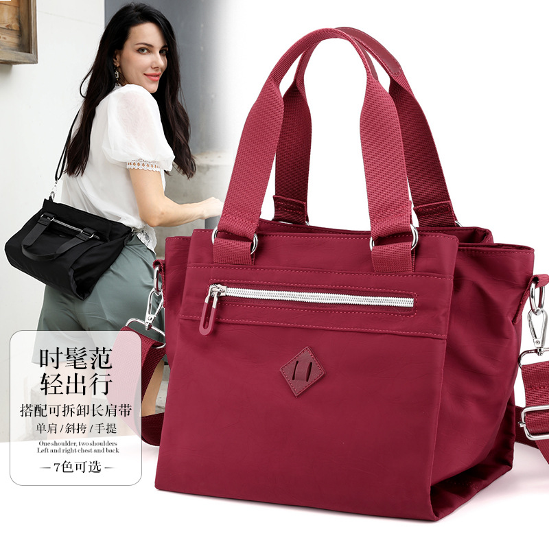 Colorful Fox's new fashionable and versatile casual shoulder bag for women, a large-capacity multi-layer simple crossbody bag full figure