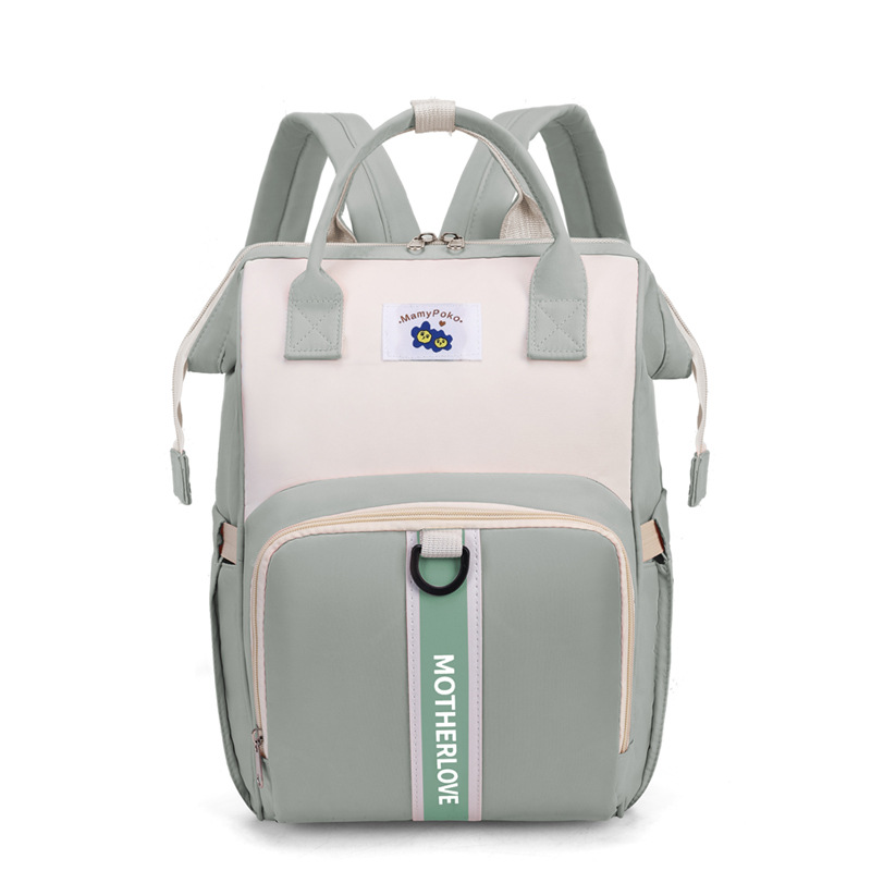 The new multi-functional baby and mother bag, Oxford Mom Bag, has a large capacity and can be used to carry strollers when going out. It is a backpack Application Scenario