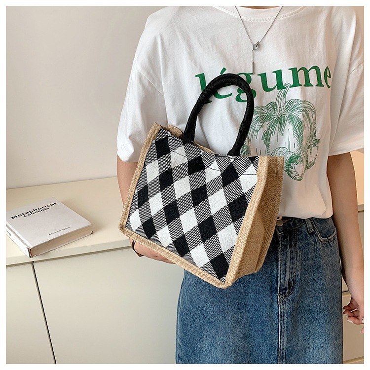 Wholesale of trendy and versatile handbags, new casual and simple linen bags, fashionable diamond-shaped office lunch bags in stock details Picture