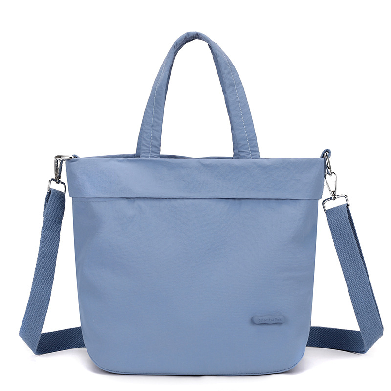 Colorful Fox's new niche nylon drawstring drawstring single-shoulder crossbody bag is a casual, versatile and lightweight bucket bag Item Picture