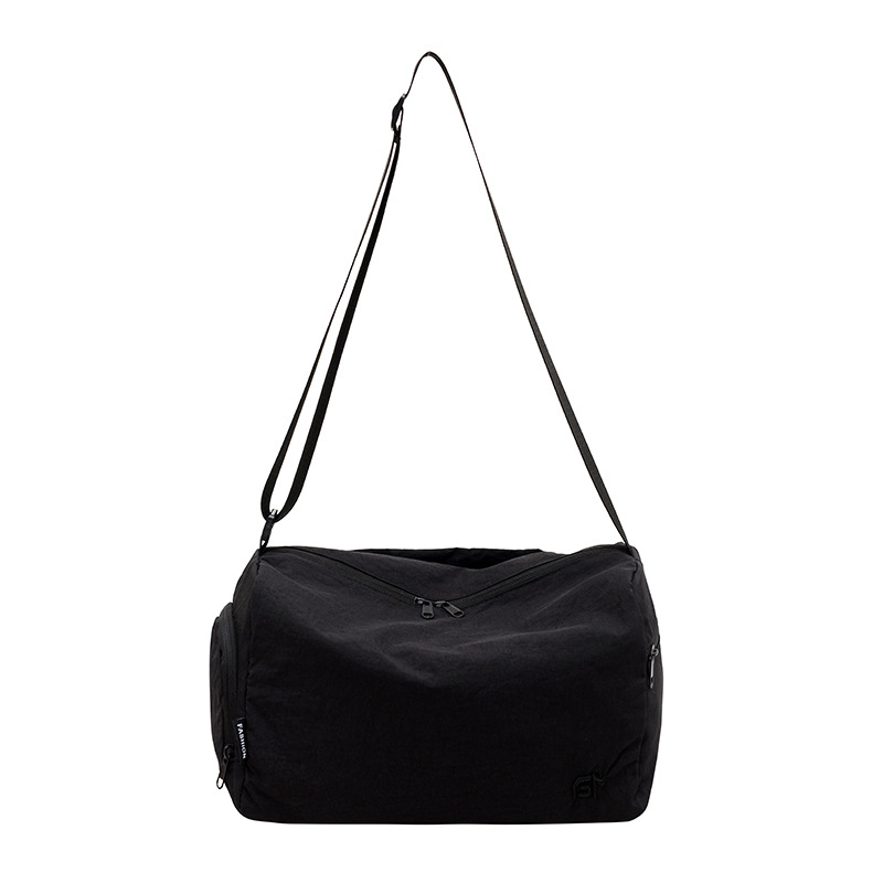 A new minimalist and casual large-capacity single-shoulder bag made of nylon fabric, a beautiful and artistic handbag for work and commuting, and a crossbody bag for women Item Picture