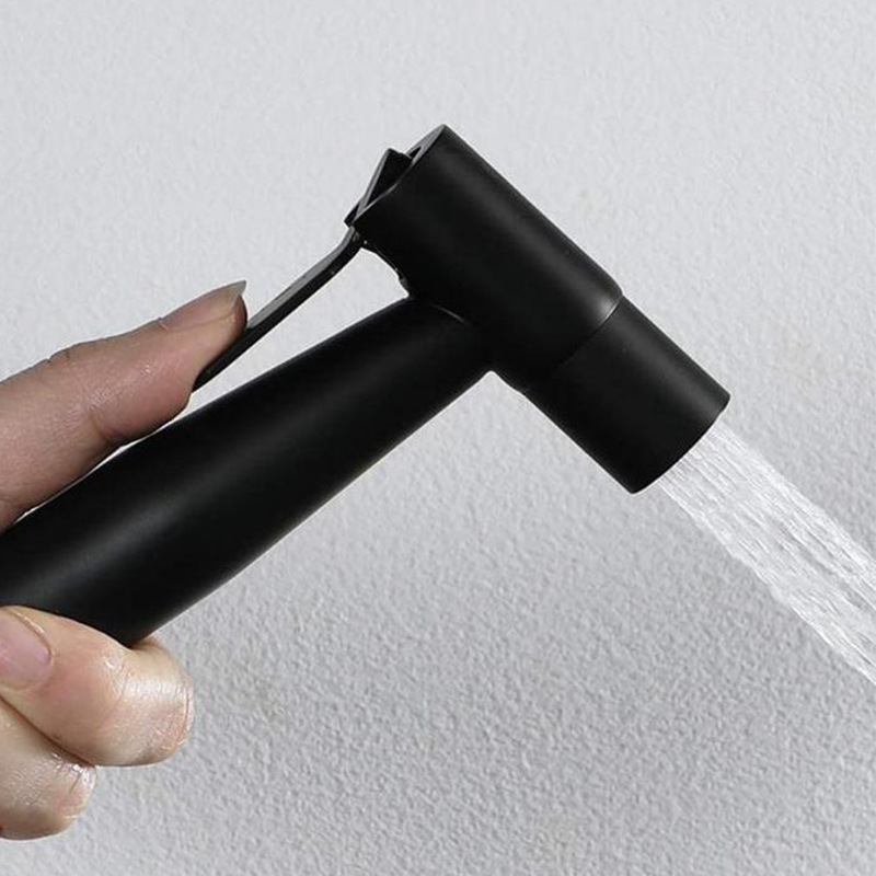 Cross-border manufacturer 304 stainless steel black baked paint spray gun for women's washers, black toilet spray gun set, toilet companion Application Scenario