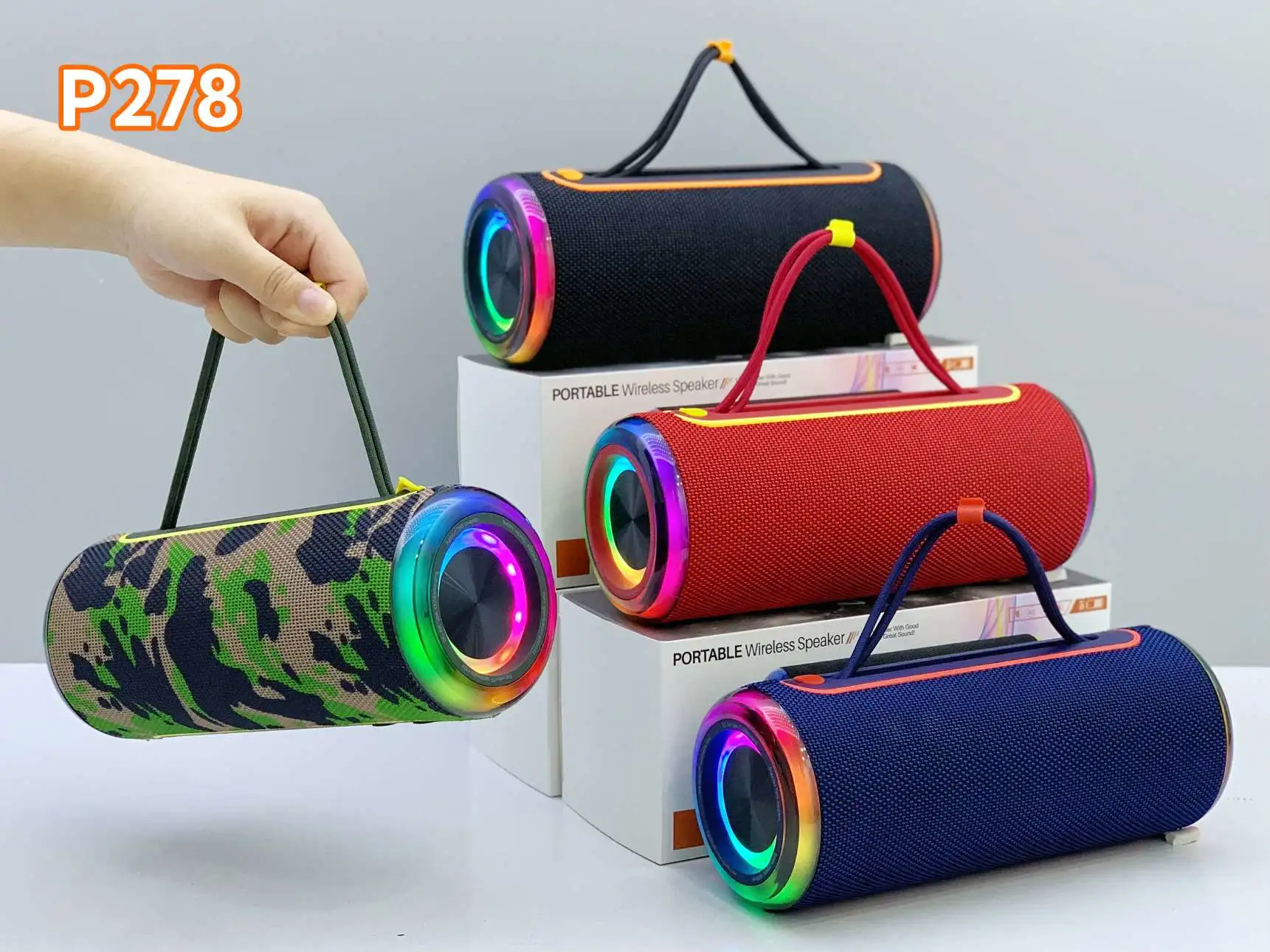 The p278 Bluetooth speaker with a radio and a USB flash drive (TF) can be inserted detail image 5
