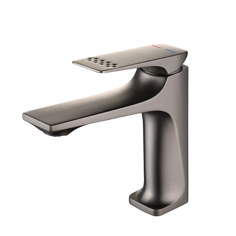 Copper core washbasin, hot and cold water faucet, household bathroom cabinet, bathroom washbasin, washbasin, countertop, splash-proof faucet Item Picture