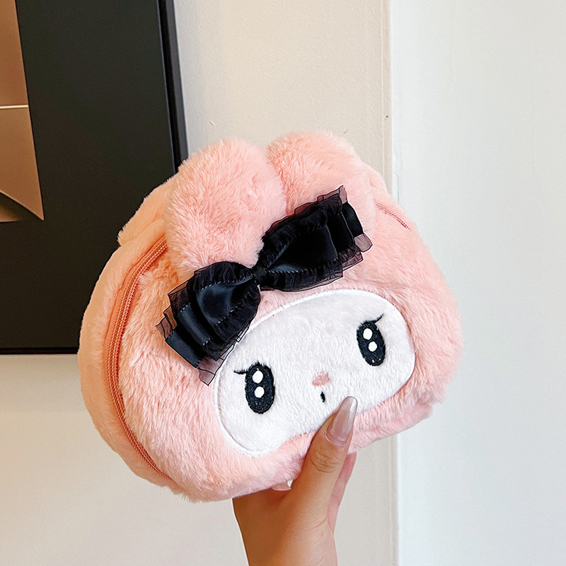 New cartoon makeup bags, Japanese-style Kuromi Melody plush toy makeup bags and toiletry bags, factory direct sales Specification drawing