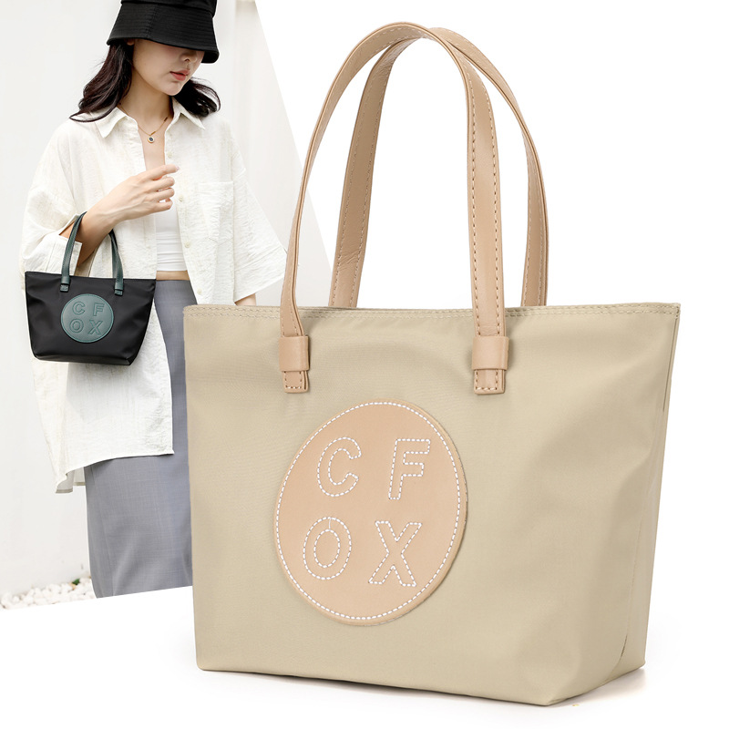 Colorful Fox's new spring casual bag, women's outdoor trendy handbag, water-resistant key coin purse full figure