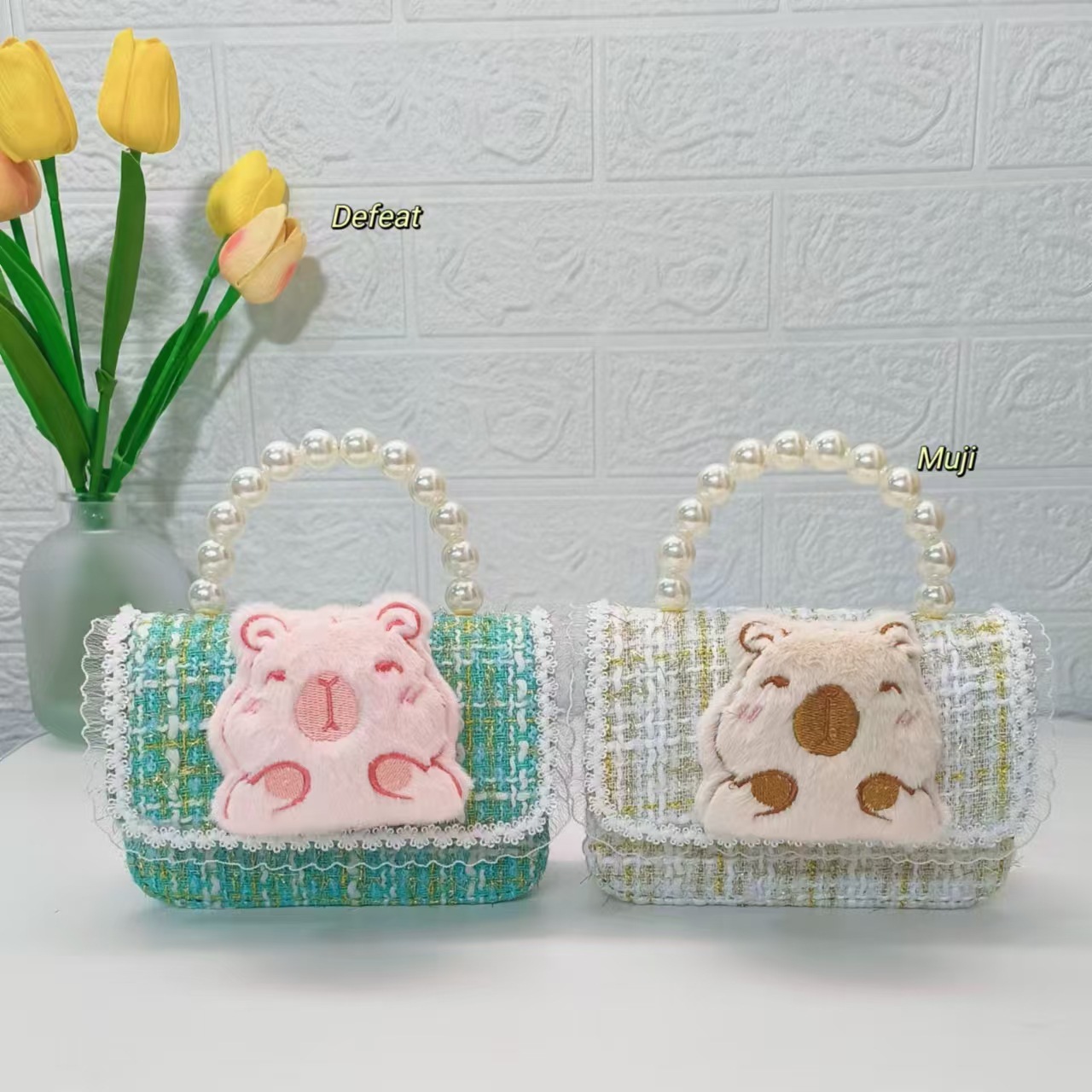 Pearl handbag, Capibara cartoon children's bag, little chanel-style girl loose change accessory bag, crossbody bag, small square bag Specification drawing