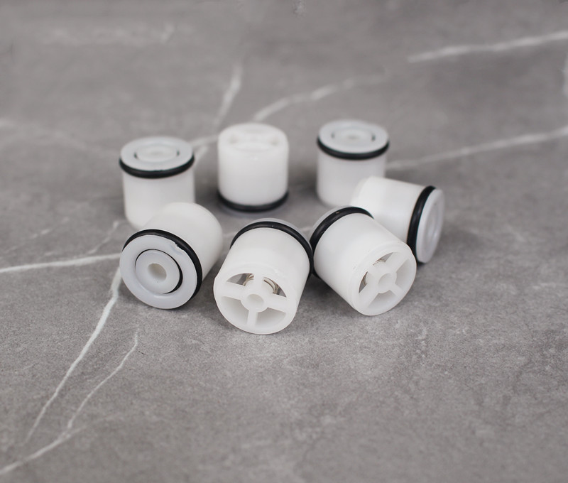 Plastic inner plug stop and return valve core, toilet one-way valve core, plastic check valve core with embedded spring check valve details Picture