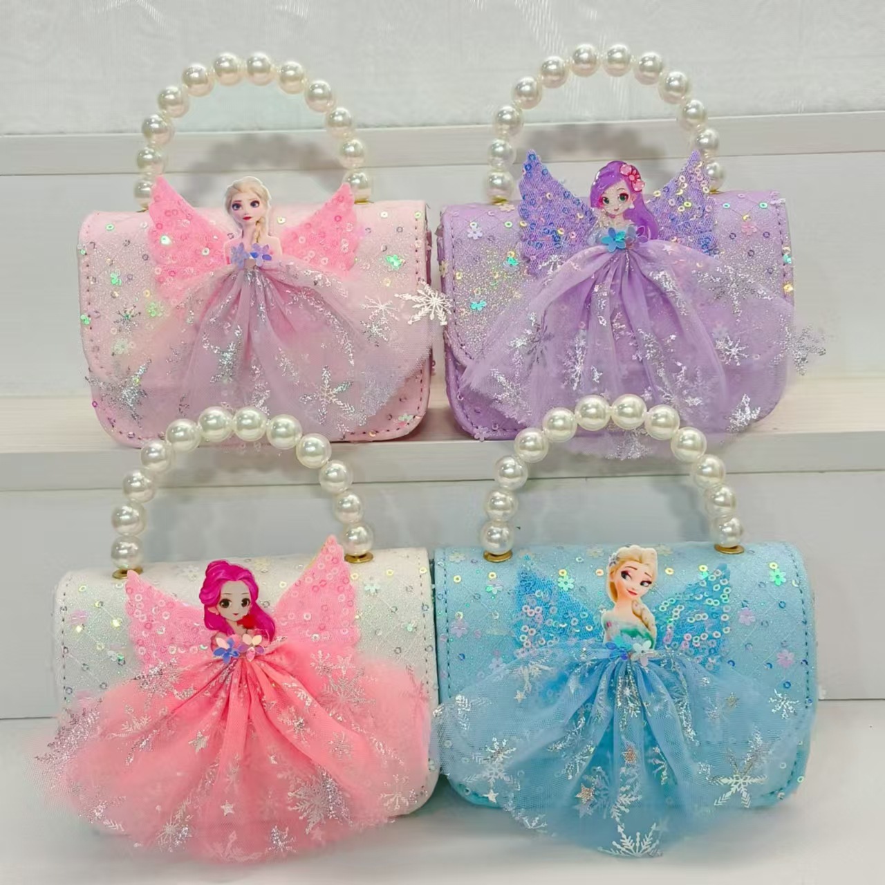 Pearl hand-held princess bag, crossbody accessory square bag, chain girl New Year lucky money bag, Children's Day gift on June 1st details Picture